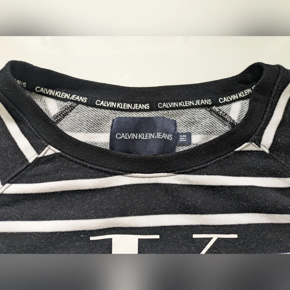 Calvin Klein Jeans Ladies' French Terry Crop Top T-shirt Size XL Black White - Picture 5 of 8